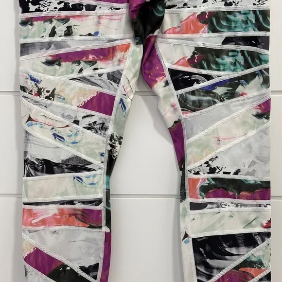 Lululemon high times pigment wave multi colour leggings size 10 - Picture 6 of 15